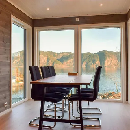 Lovely In With House Sea View *