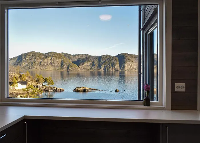 Дом отдыха Lovely In With House Sea View Мои