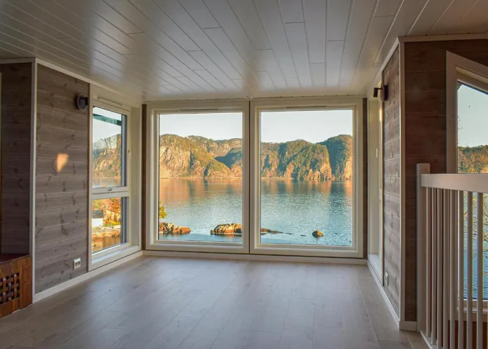 Lovely In With House Sea View *